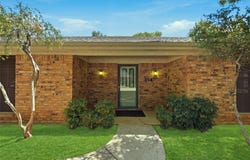 314 Brookside Drive, Grapevine, TX 76051