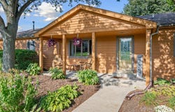 2116 N Pebble Drive, McHenry, IL 60051