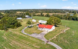 412 Carl Lay Lane, Harrodsburg, KY 40330