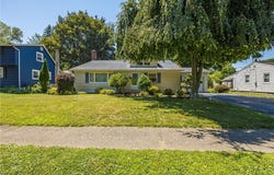 40 Caroline Drive, Rochester, NY 14624
