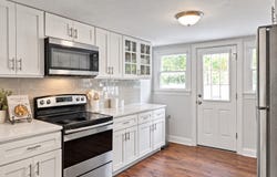 10 Suffolk Rd, Sharon, MA 02067
