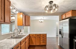 816 S East Ave, Lyons, KS 67554