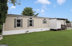 15 WOODLAND Lane, MERTZTOWN, PA 19539
