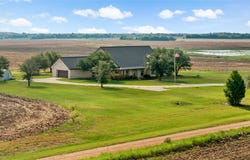 300 PR 14030, Blossom, TX 75416