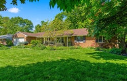 3795 Surrey Hill Place, Upper Arlington, OH 43220