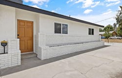6125 E Mount Whitney, Laton, CA 93242