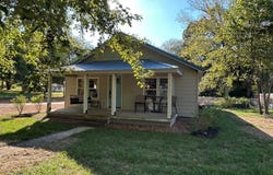 121 2ND ST, BIG SANDY, TN 38221