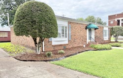 105 N Hickory Street, Aberdeen, MS 39730