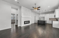204 N Getzandaner Street, Waxahachie, TX 75165