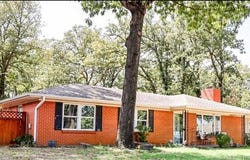 2087 E McGill Circle, Eufaula, OK 74432