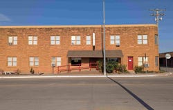 202 S Hoy St, Buffalo, OK 73834
