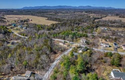 23 Daredevil Drive, Athens, NY 12015
