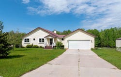 7495 Bennett Road, Williamsburg, MI 49690