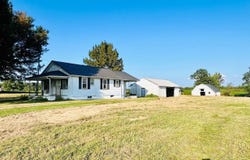 8437 KY 910, Windsor, KY 42565