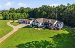 1030 GOLF COURSE Rd, Jasper, AL 35504
