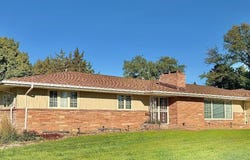 1108 E H, Ogallala, NE 69153