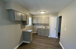 4301 UNIVERSITY St, Memphis, TN 38127