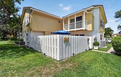 290 Seabreeze Circle, Jupiter, FL 33477