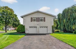 59 Mallory Road, Spring Valley, NY 10977