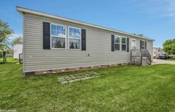 17128 Scarborough Drive, Macomb, MI 48044