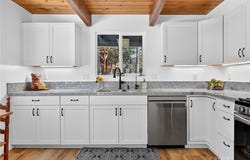 33007 Lone Pine, Running Springs, CA 92382