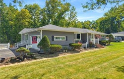 3855 Northview Drive, Stow, OH 44224
