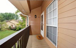310 Oakbridge Drive, Hurricane, WV 25526