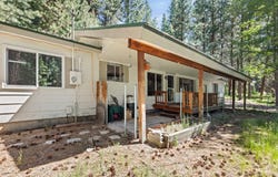 18 Hida Way, Lowman, ID 83637