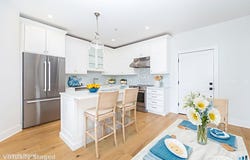 185 Main Street, East Lyme, CT 06357