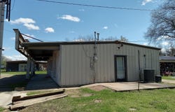 421 W Highway 82, Indianola, MS 38751
