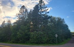 72XX E Superior St, Duluth, MN 55804