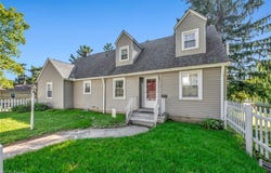 144 CHURCH STREET, DOYLESTOWN, OH 44230