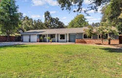 93 Trout Lake Drive, Sanger, CA 93657