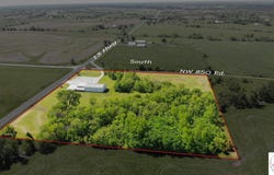 8559 Mo-13, Clinton, MO 64735