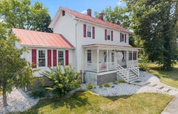 7760 MAIN Street, MIDDLETOWN, VA 22645