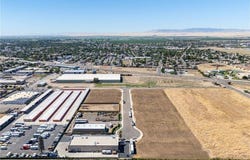 239 Commerce, Los Banos, CA 93635