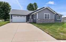 600 Burberry Lane, Rochester, IL 62563