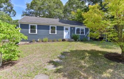 7 Elliot Way, Harwich, MA 02645
