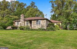 711 STRATFORD Drive, PHILADELPHIA, PA 19115