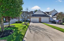 13 GRAND BANKS Circle, EVESHAM, NJ 08053