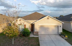 525 SQUIRES GROVE Drive, WINTER HAVEN, FL 33880