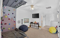 85 E Legacy Dr, Franklin, ID 83237