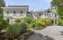 45 Beach Lane, Westhampton Beach, NY 11978