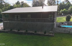 175 Ridge Rd, Monterey, TN 38574