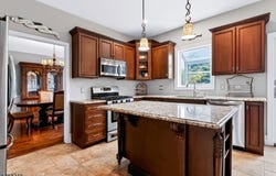 36 Bluebird Way, Raritan Boro, NJ 08869-1028