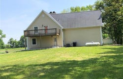 9 Teal Drive, Carlyle, IL 62231