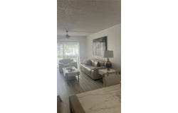 1480 W 46th St, Hialeah, FL 33012