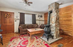 1300 County Road 113, Alton, MO 65606