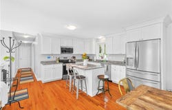 16 Liane Drive, Woonsocket, RI 02895