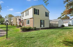 37 Summit Knolls Drive, Webster, NY 14580